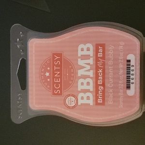 Scentsy Black Currant Bubbly Bar